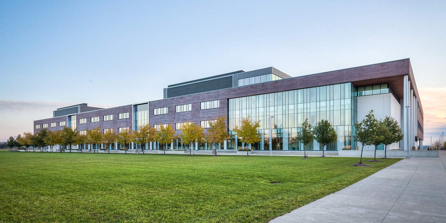 Conestoga College Institute of Technology and Advanced Learning -  Polytechnics Canada